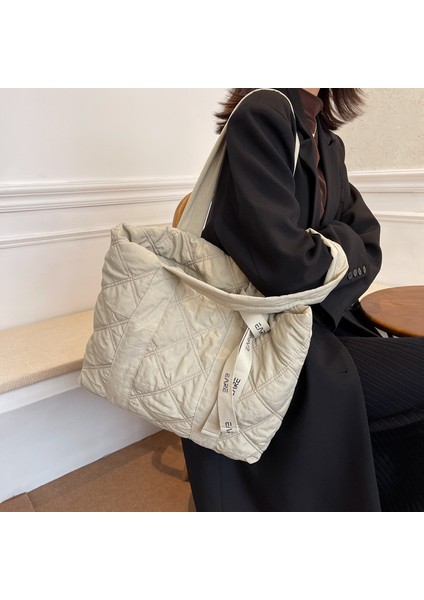 Büyük Kapasiteli Bayan Toto Çanta, Üniversite Öğrencileri Için Günlük Çanta, Moda Omuz Çantası, Basit Vahşi Toto Çanta (Yurt Dışından) fiyatları