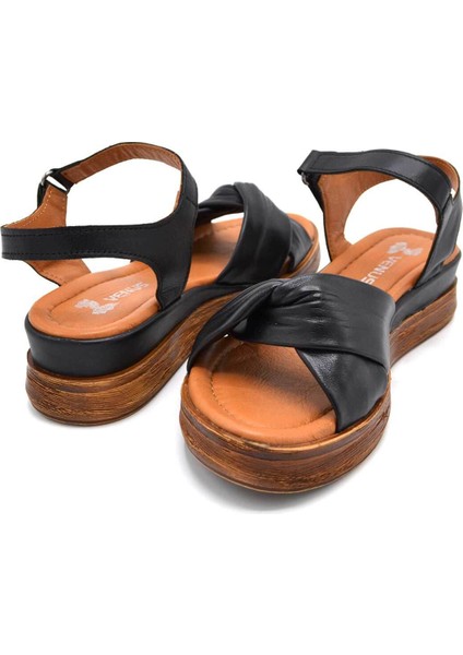Kadın Comfort Deri Sandalet Siyah 2216403Y fırsatları