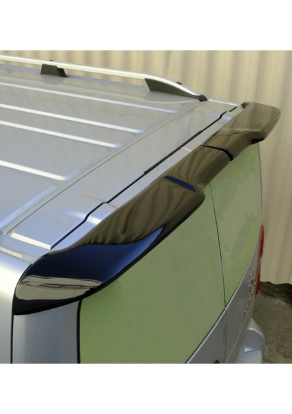 (Boyasız) Peugeot Expert Traveller Çift Kapı Spoiler 2017 ve Sonrasına Uyumludur
