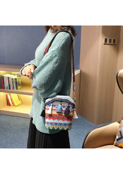 Bohemian Kadın Hasır Dokuma Messenger Püsküllü Kova Çanta Açık Mavi (Yurt Dışından) modelleri