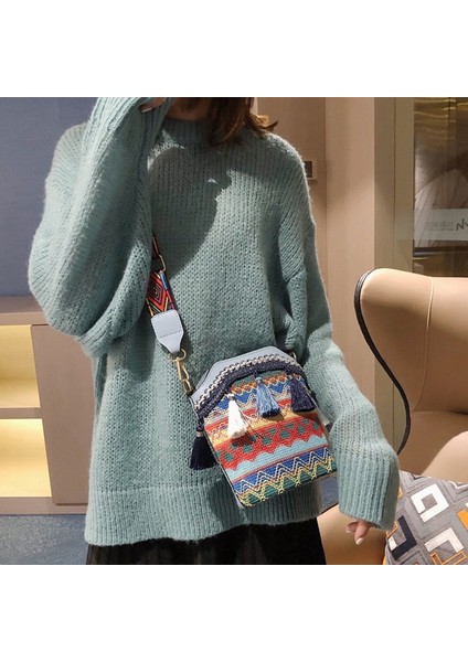 Bohemian Kadın Hasır Dokuma Messenger Püsküllü Kova Çanta Açık Mavi (Yurt Dışından) fırsatları