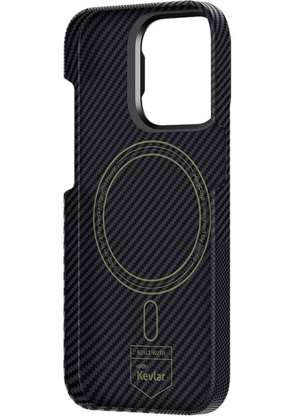 iPhone 15 Pro Kılıf Magsafe Şarj Özellikli Karbon Fiber Benks Montage Armorair 600D Kevlar Kapak