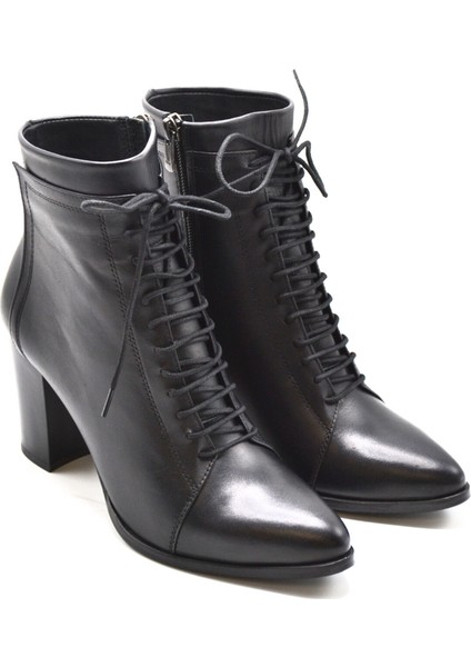 Kadın Bağcıklı Sivri Burun Topuklu Deri Bot Siyah 2128234K