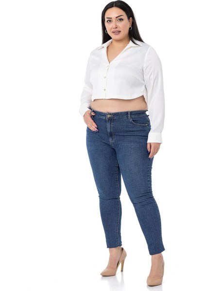 Büyük Beden Saten Manşetli Beyaz Crop Gömlek