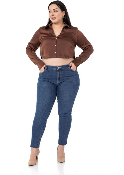 Büyük Beden Saten Manşetli Kahverengi Crop Gömlek