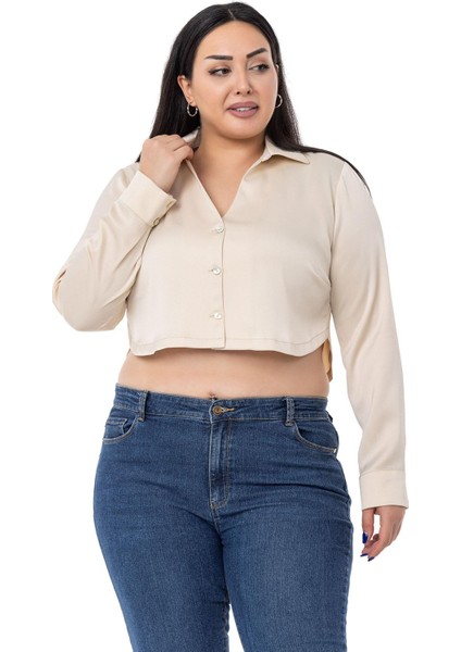 Büyük Beden Saten Manşetli Bej Rengi Crop Gömlek