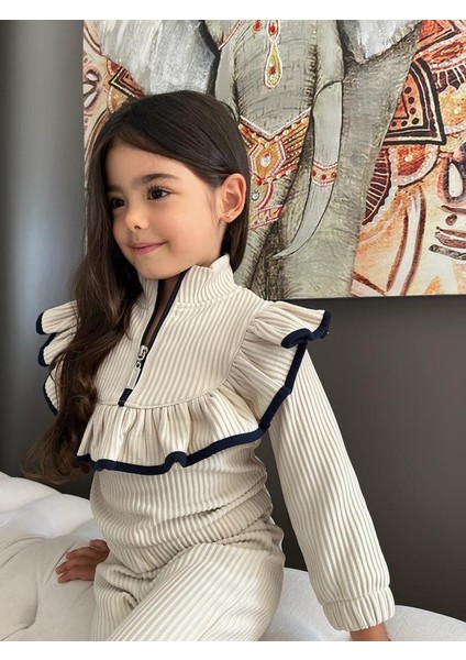 Kız Çocuk (Dar Kalıp)Şardonlu Yarım Boğaz Ispanyol Paça Alt Üst Takım 0311 modelleri