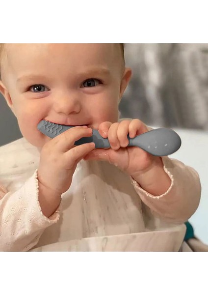 8'li Set - Silikon Mama Önlüğü Bardak Vakumlu Tabak Mama Kaşığı 3'lü Dişlik ve Kule Oyuncağı Gri fırsatları