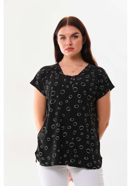 Kadın Desenli V Yaka Kısa Kol Bluz 23126 Siyah modelleri