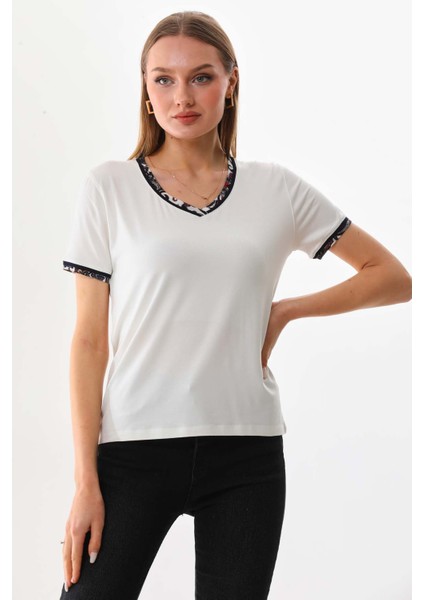 Kadın V Yaka Kısa Kol Bluz 23176 Ekru