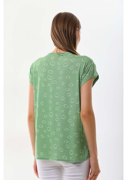 Kadın Desenli V Yaka Kısa Kol Bluz 23126 Çağla fırsatları