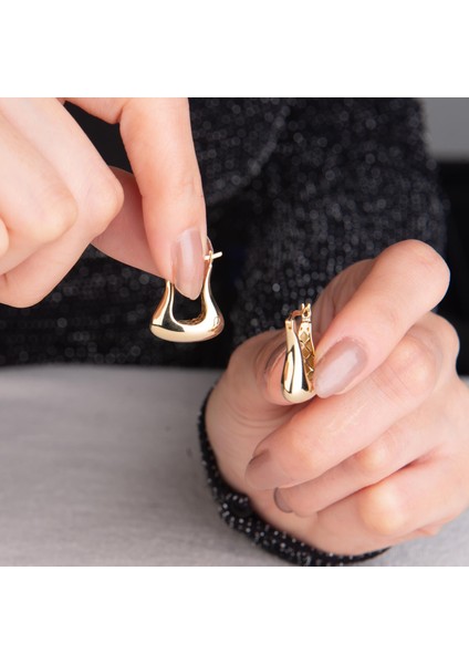 14 Ayar Italyan Sade Altın Küpe fırsatları