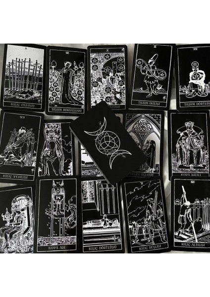 Siyah Tarot Destesi modelleri