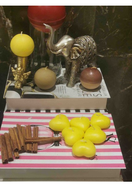 Iv Candles Heart 12' Sarı Kalp Mum