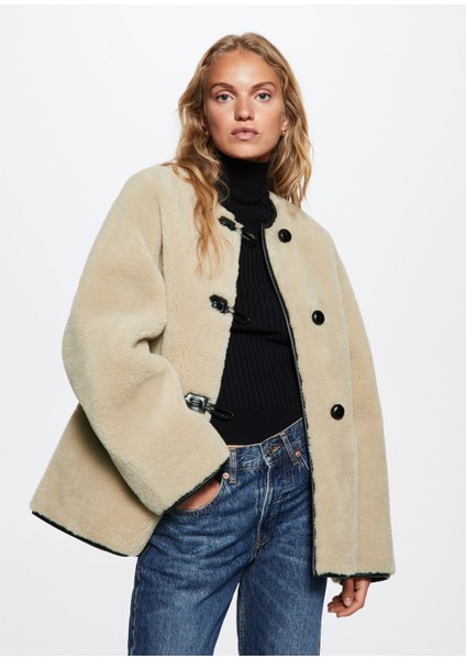 Aplikeli Kürk Görünümlü Palto