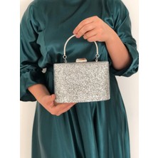 Sh Poly1 Pullu Gümüş Kulplu Kadın Çantası