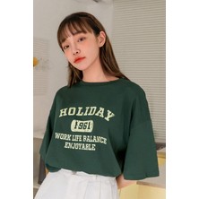 Trendypassion Only Trendwear Kol Boyu Truvakar Dijital Baskı Tasarım TShirt Yeşil Renkli Grafik Desenli