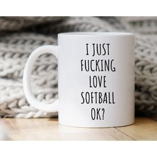 Bexdore Ben Sadece Softbol'u Seviyorum Kupa - Softbol Oyuncusu Hediyesi Kupa - Ingilizce Kupa