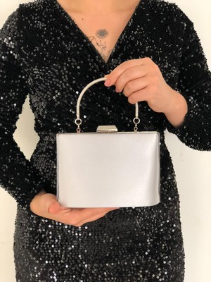 Sh Poly1 Saten Gümüş Kulplu Abiye Çanta