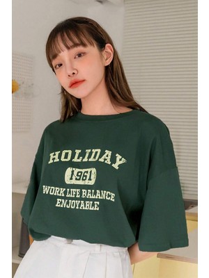 Trendypassion Only Trendwear Kol Boyu Truvakar Dijital Baskı Tasarım TShirt Yeşil Renkli Grafik Desenli