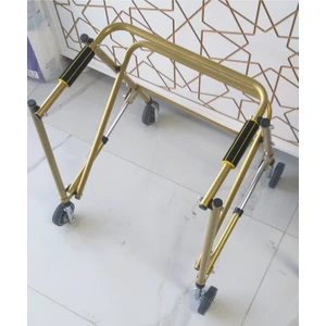 Medes Sağlık Çocuk Dört Tekerlekli, Frenli, Katlanabilir, Boy Ayarlı Ters Walker - Yürüteç Büyük Boy(66 - 83 Cm)