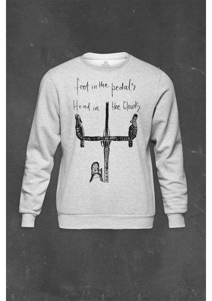 Gri Sweatshirt Feet In The Pedal Head In The Clouds Biker Baskılı Unisex Sweat
