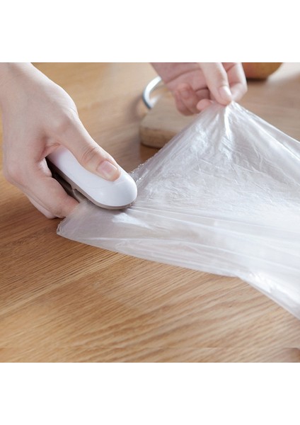 Gri Tarzı Taşınabilir Manuel Mini Kapama Makinesi Gıda Kapama Klipsi Plastik Kapama Makinesi Ev Küçük Koruma Isı Kapama Makinesi (Yurt Dışından) fırsatları