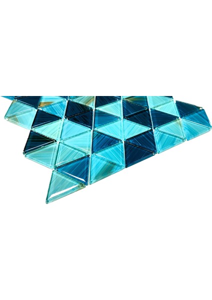 Mutfak, Banyo, Havuz, Sauna, Spa ve Yaşam Alanlarının Tüm Yüzeyleri Için Kristal Cam Mozaik. Üçgen Cam Ölçüsü: 54X6 Mm. File Ölçüsü: 30X30 Cm. ( 1 Kutu = 11 File Karo = 1 M2 Fiyatıdır.
