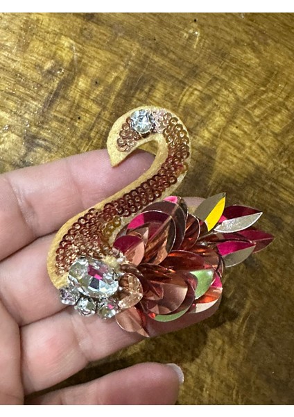 6x6 cm Zirkon Taş ve Payetli Kuğu Arma Yama Dikiş Hobi Aksesuarı
