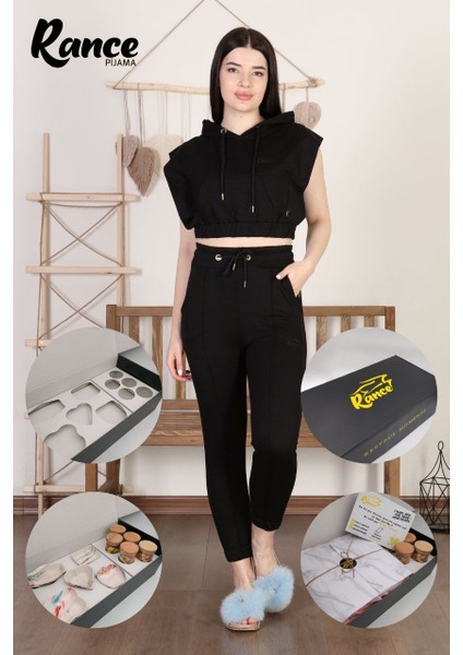 Pijama Takımı