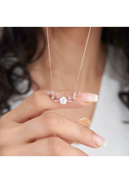 925 Ayar Rose Kaplama Manolya Çiçekli Sevgi Dalı Gümüş Kolye fiyatları