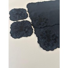 Lilies Atelier Çiçek Desenli Nakış Keten Sofra Takımı 2 Adet Amerikan Servis ve 2 Adet Kokteyl Peçetesi