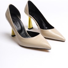 Divolya Scarlet Bej Kırışık Rugan (8cm) Topuk  Boyu Günlük Kullanım Stiletto