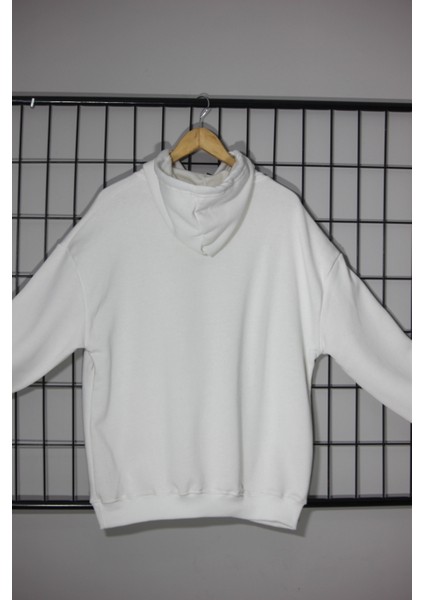 Baskılı Beyaz Kapüşonlu Sweatshirt modelleri