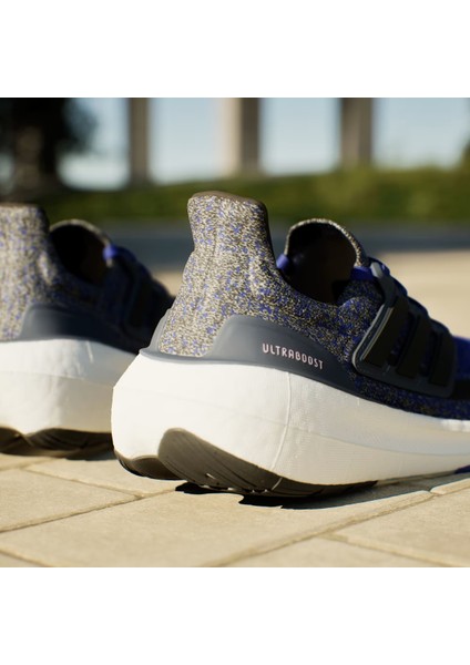 Ultraboost Light Erkek Koşu Ayakkabısı fırsatları