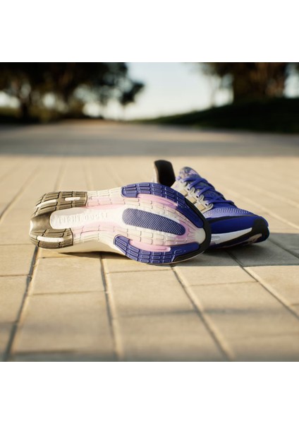 Ultraboost Light Erkek Koşu Ayakkabısı indirimleri