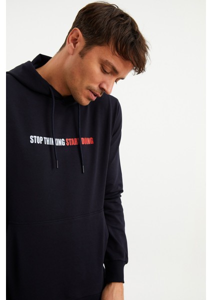 201952 Erkek Kapüşonlu Sweatshirt