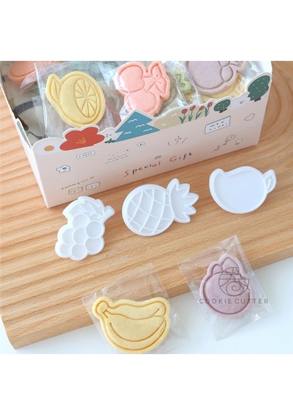 Turuncu Tarzı Karikatür Meyve Plastik Dıy Bisküvi Kalıbı El Damgası Pres Kalıp Karpuz Elma Çilek Çerez Kesici Pişirme Aracı Mutfak Dıy (Yurt Dışından) fırsatları
