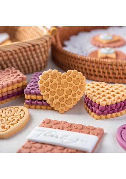 E2643-ÇIFT Kare Stili Geometrik Aşk Desen Sevgililer Günü Fondan Bisküvi Kalıbı Ingilizce Mektup 3D Kabartma Damga Düğün Doğum Günü Partisi Pişirme Aracı (Yurt Dışından) fırsatları