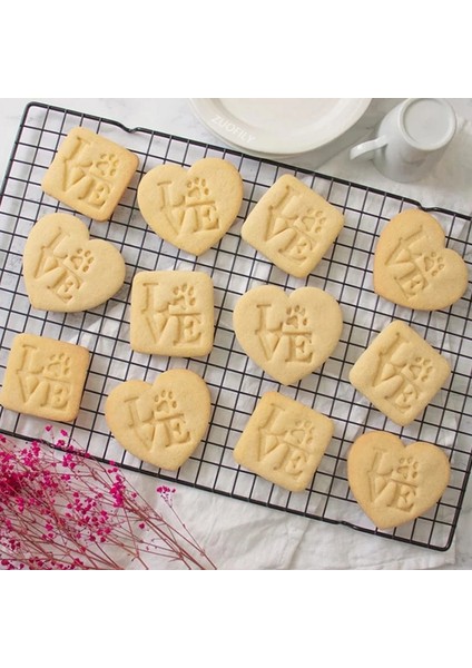 4 Yapraklı Yonca Stili Yeni Plastik Düğün Sevgililer Günü Kurabiye Kesici Fondan Kek Dekorasyon Kalıp Aşk Mektupları Buzlanma Bisküvi Kalıp Pişirme Araçları (Yurt Dışından) fiyatları