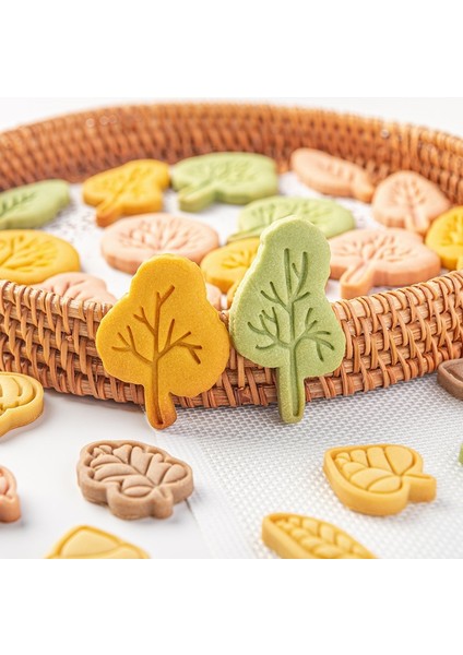 02-Hediye Tarzı Mini Karikatür Ağacı Şekilli Kurabiye Kabartma Kalıbı Fondan Bisküvi Kesici Kalıp Ev Presleme Kek Dekorasyon Aracı Çerez Damgası (Yurt Dışından) fırsatları