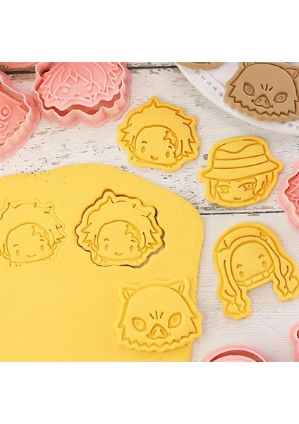 Bir Stil 3D Karikatür Çerez Kesici Pişirme Kalıbı Dıy Anime Karakterler Bisküvi Kalıp Mutfak Pişirme Araçları Fudge Hamur Işleri ve Peynir Yapmak Için (Yurt Dışından) fırsatları