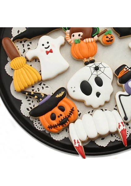 B04-1 Adet Tarzı Cadılar Bayramı Dekor Çerez Kesici Kabak Hayalet Cadı Paslanmaz Çelik Bisküvi Kek Kalıbı Cadılar Bayramı Partisi Için Ev Pişirme Araçları (Yurt Dışından) fırsatları