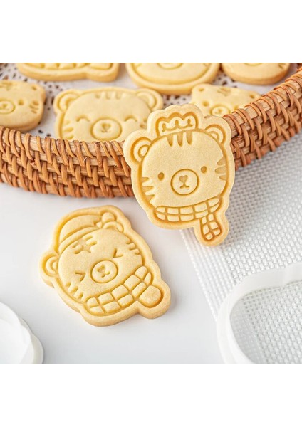 E2548 Stili Çerez Kesiciler Kalıp Sevimli Kaplan Şekilli Bisküvi Pişirme Aracı Mutfak Eşyaları Bakeware Çocuklar Için Dıy Aracı El Kalıp Pişirme Pişirme Araçları (Yurt Dışından) modelleri