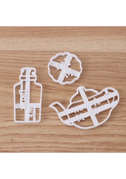 No.12 Tarzı 1 Adet Çerez Kesiciler Kalıp Sevimli Köpek Şekilli Bisküvi Pişirme Aracı Ware Bakeware Çocuklar Için Dıy Aracı El Kalıp Mutfak Aksesuarları (Yurt Dışından) fırsatları