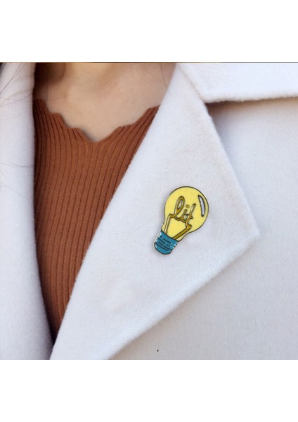 Broşlar ve Iğneler Karikatür Ampul Pimleri Sırt Çantası Gömlek Kot Dekoratif Kadın Kız Takı Aksesuarları (Yurt Dışından) modelleri