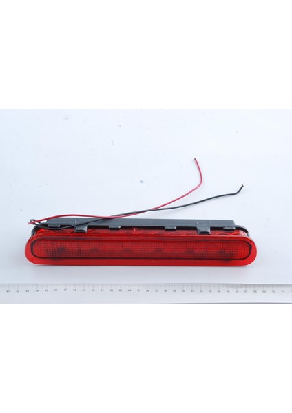Toyota Hılux Vigo 2005-2011 Kırmızı Emniyet Stop Lambası 815700K010 modelleri