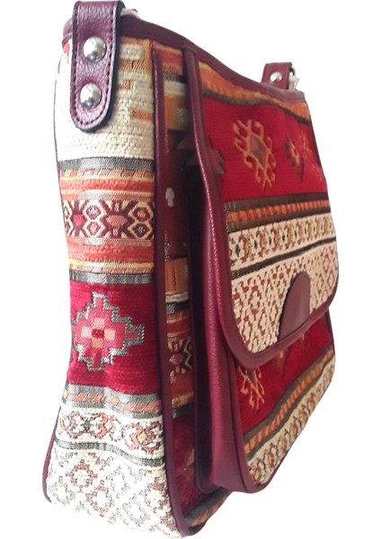 Otantik ve Kilim Desenli Goblen Omuz Çantası fırsatları