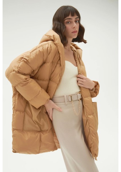 Oversize Kapüşonlu Şişme Mont modelleri