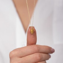 Hom Silver Jewelry 925 Ayar Gümüş Kişiye Özel Harfli Kozalak Desenli Kadın Kolye HSJ0062